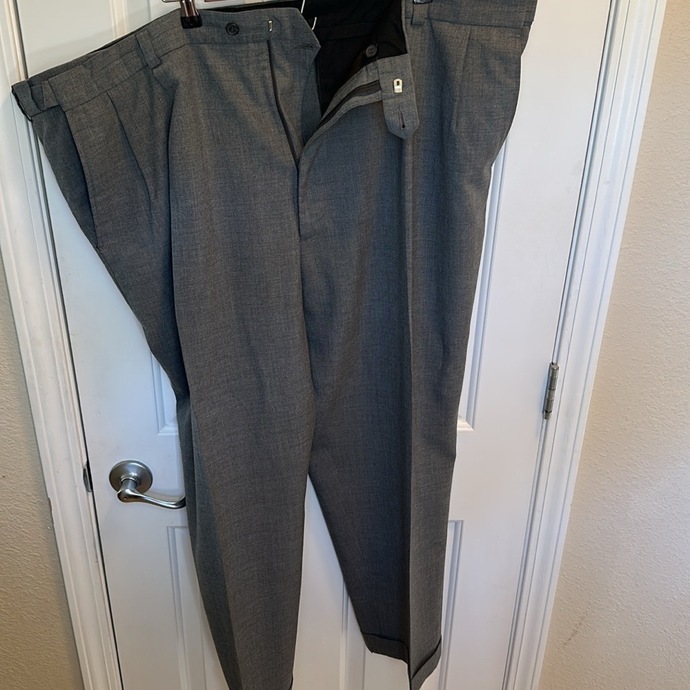 Men’s Big and Tall Suit Jacket and Pants - Picture 9 of 14